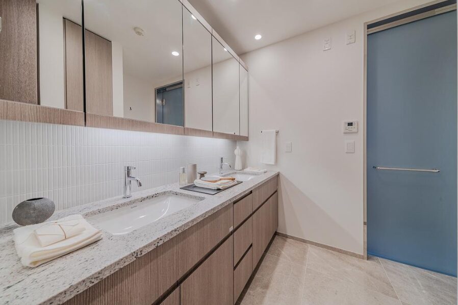 Brands Shibuya Sakuragaoka