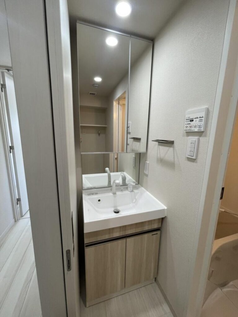 Laguzena Yokohama Tsurumi